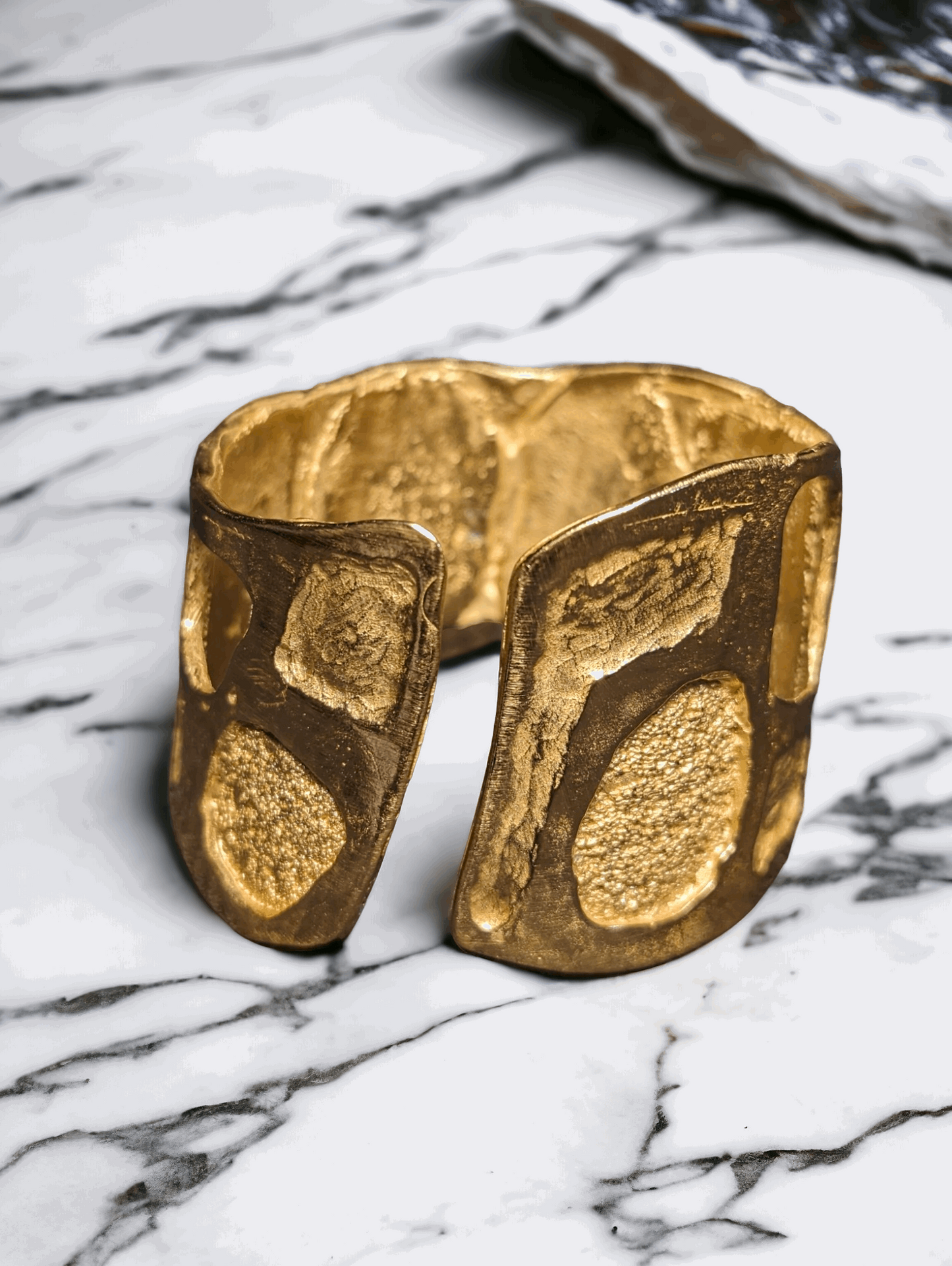 18K Manica Regia Bracelet for Women - YuuJewels