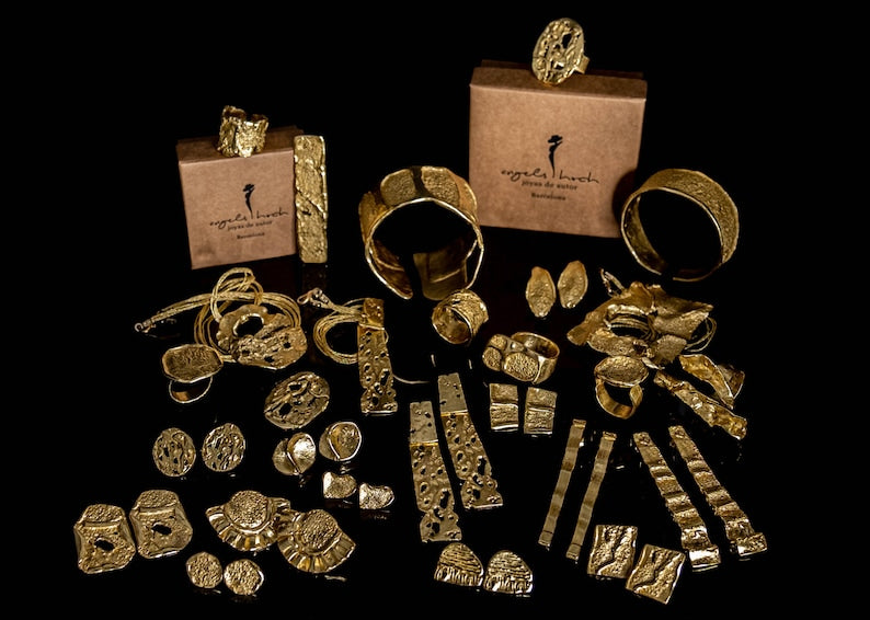 18K Modernist Gaudi Ring for Women - YuuJewels