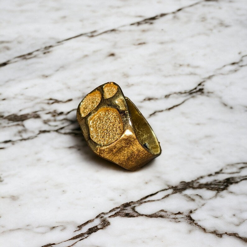 18K Modernist Gaudi Ring for Women - YuuJewels