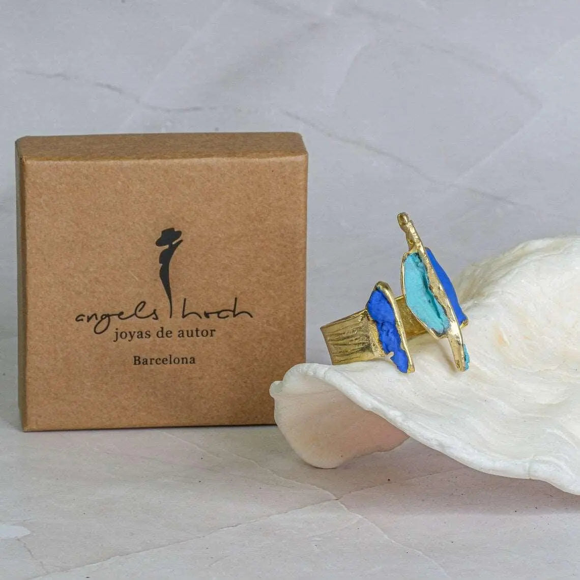 Gaudi-Inspired-Ring-100-Adjustable-4-Color-Options-YuuJewels-1060_17eacc78-aa07-48f0-827a-fa31ecc56d1f - YuuJewels