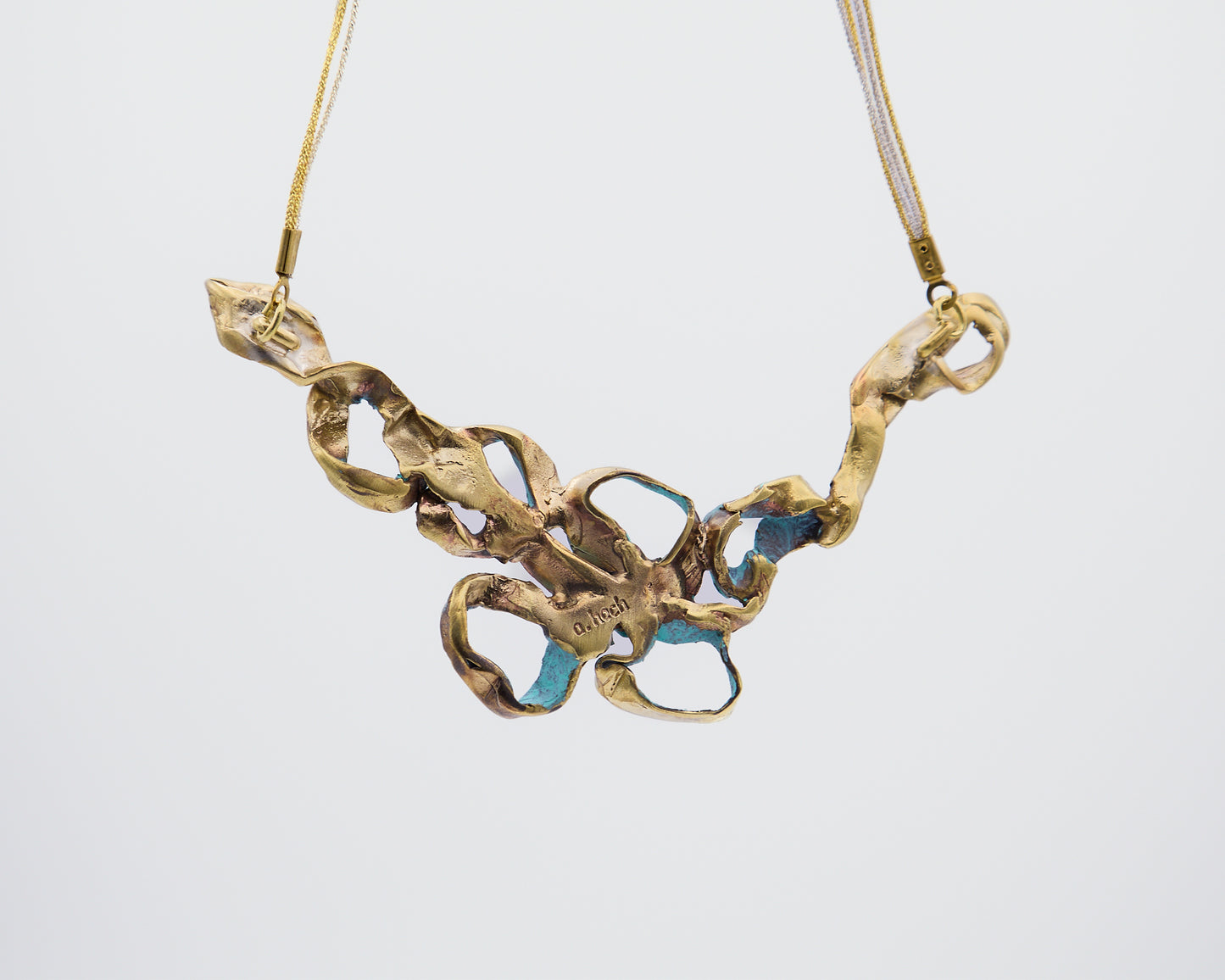 Corallum Pendant