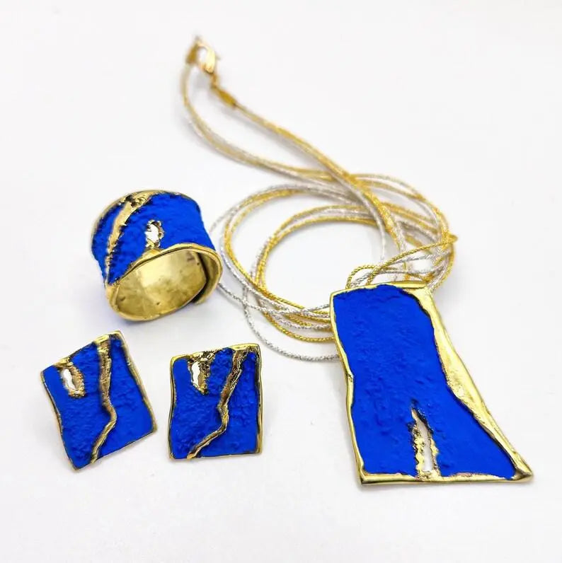 Brisa Irregular Necklace for Women - YuuJewels