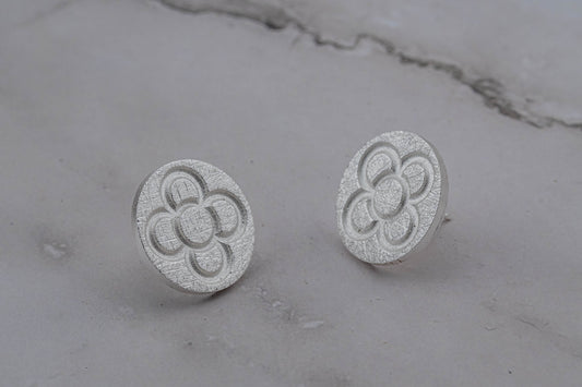 Round Catalan Panot Flower Earrings - YuuJewels