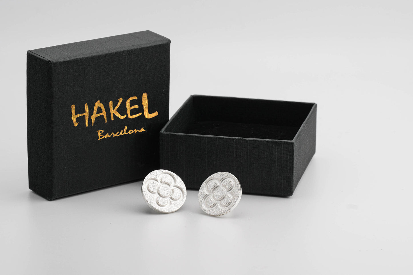 Round Catalan Panot Flower Earrings - YuuJewels