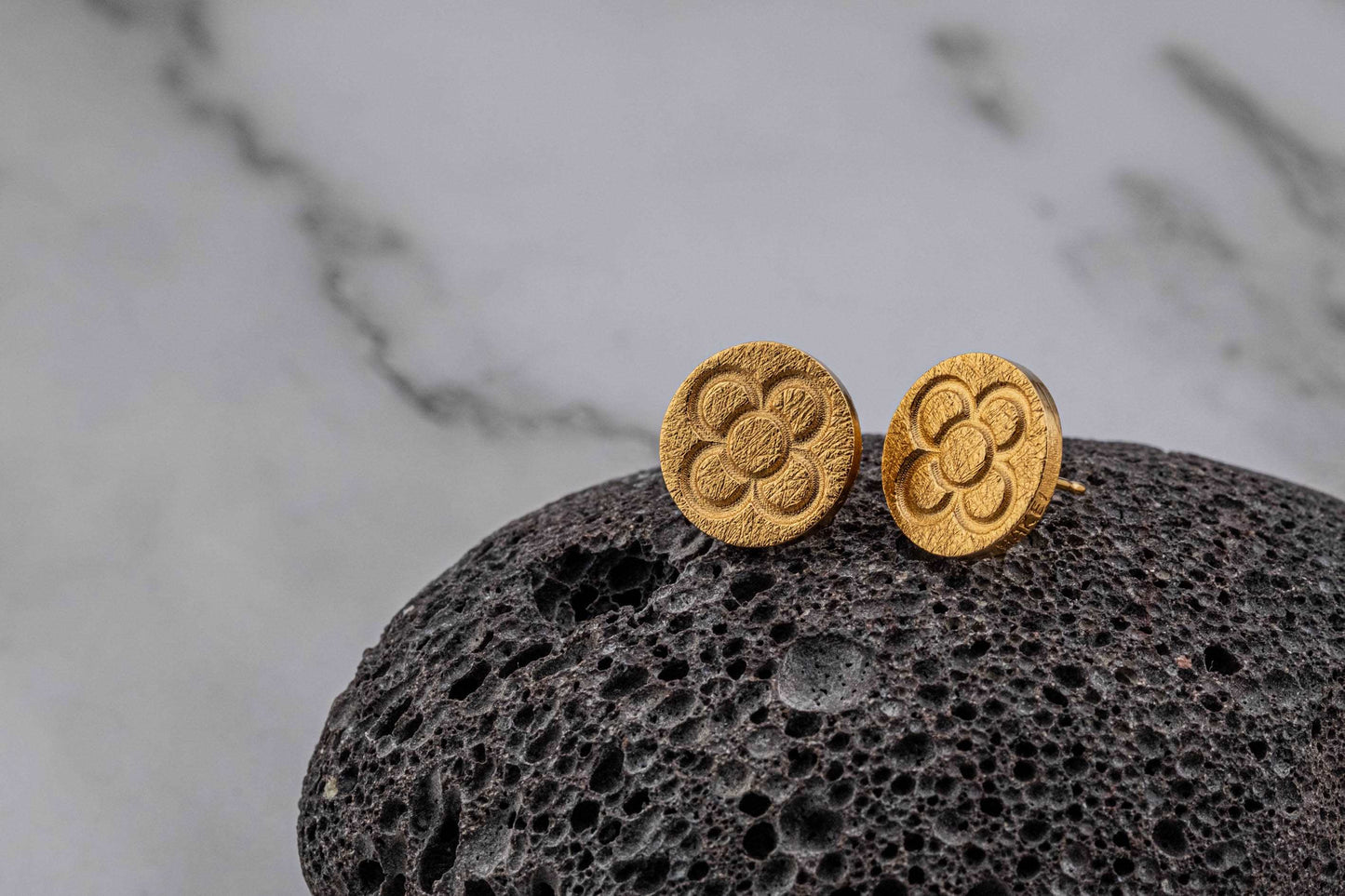 Round Catalan Panot Flower Earrings - YuuJewels