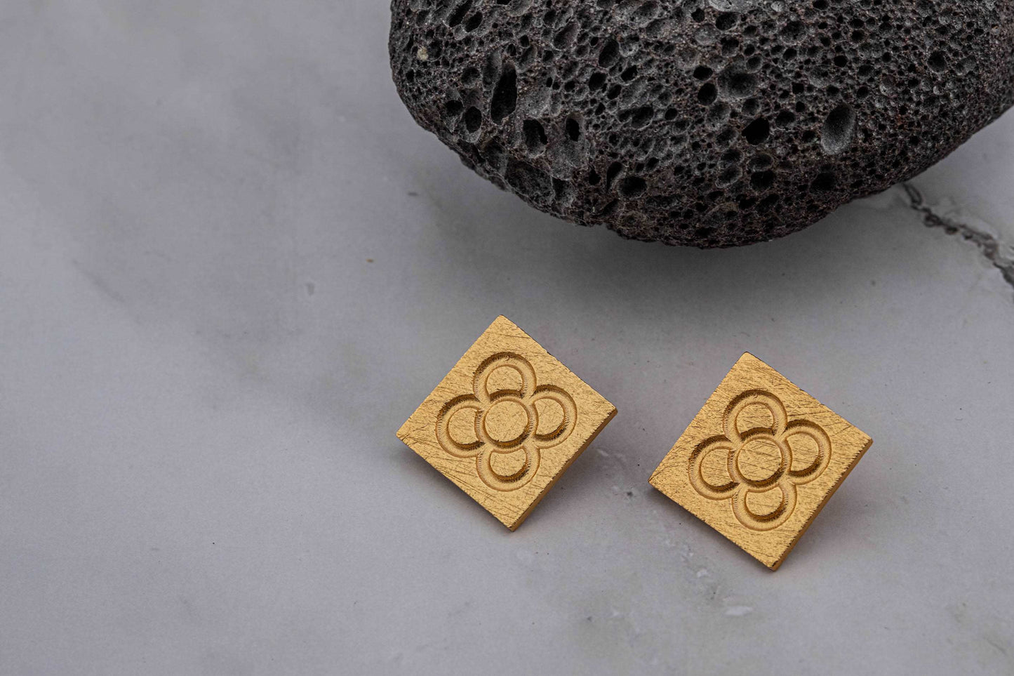 Square Catalan Panot Flower Earrings - YuuJewels
