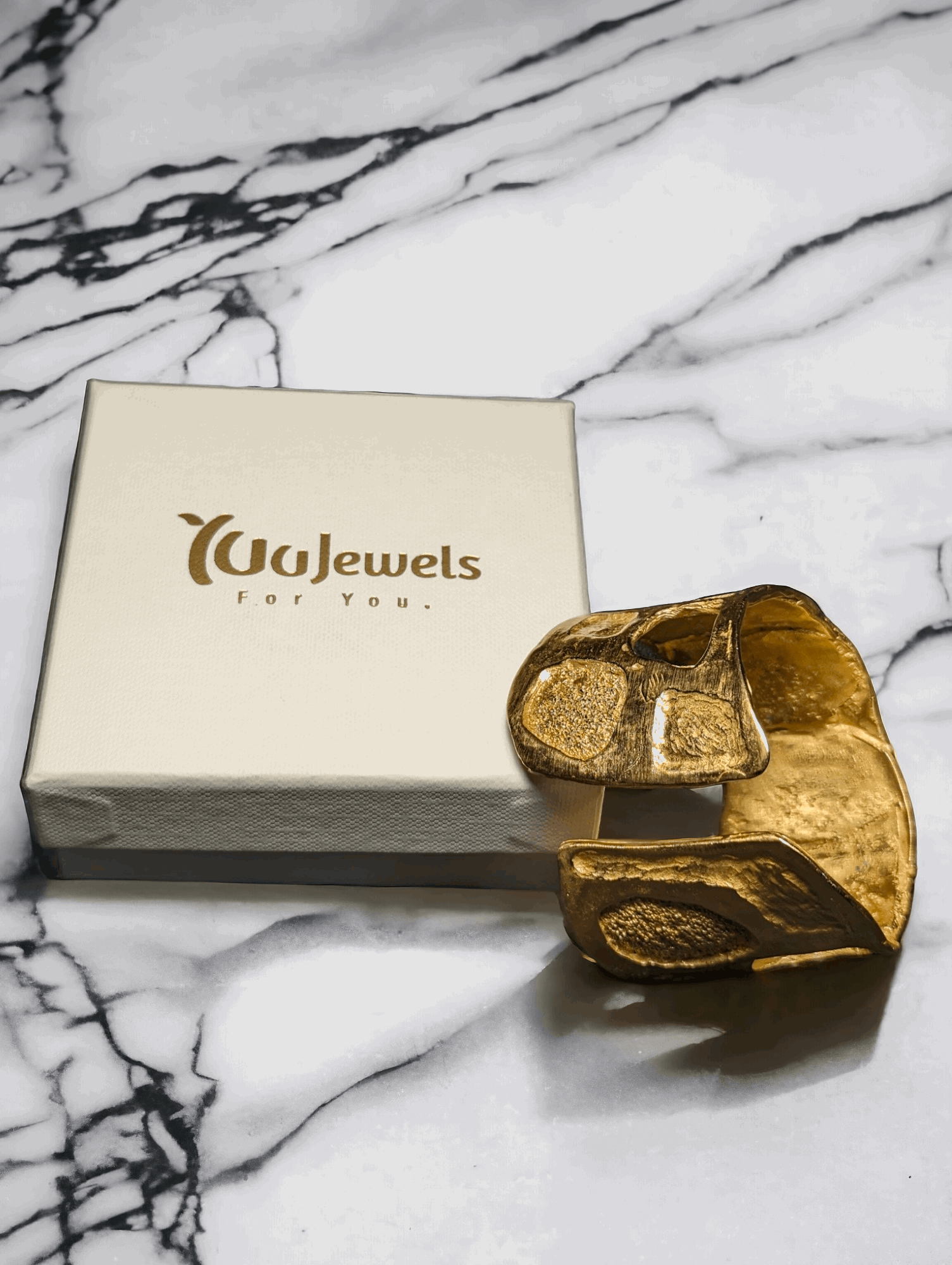 18K Manica Regia Bracelet for Women - YuuJewels 