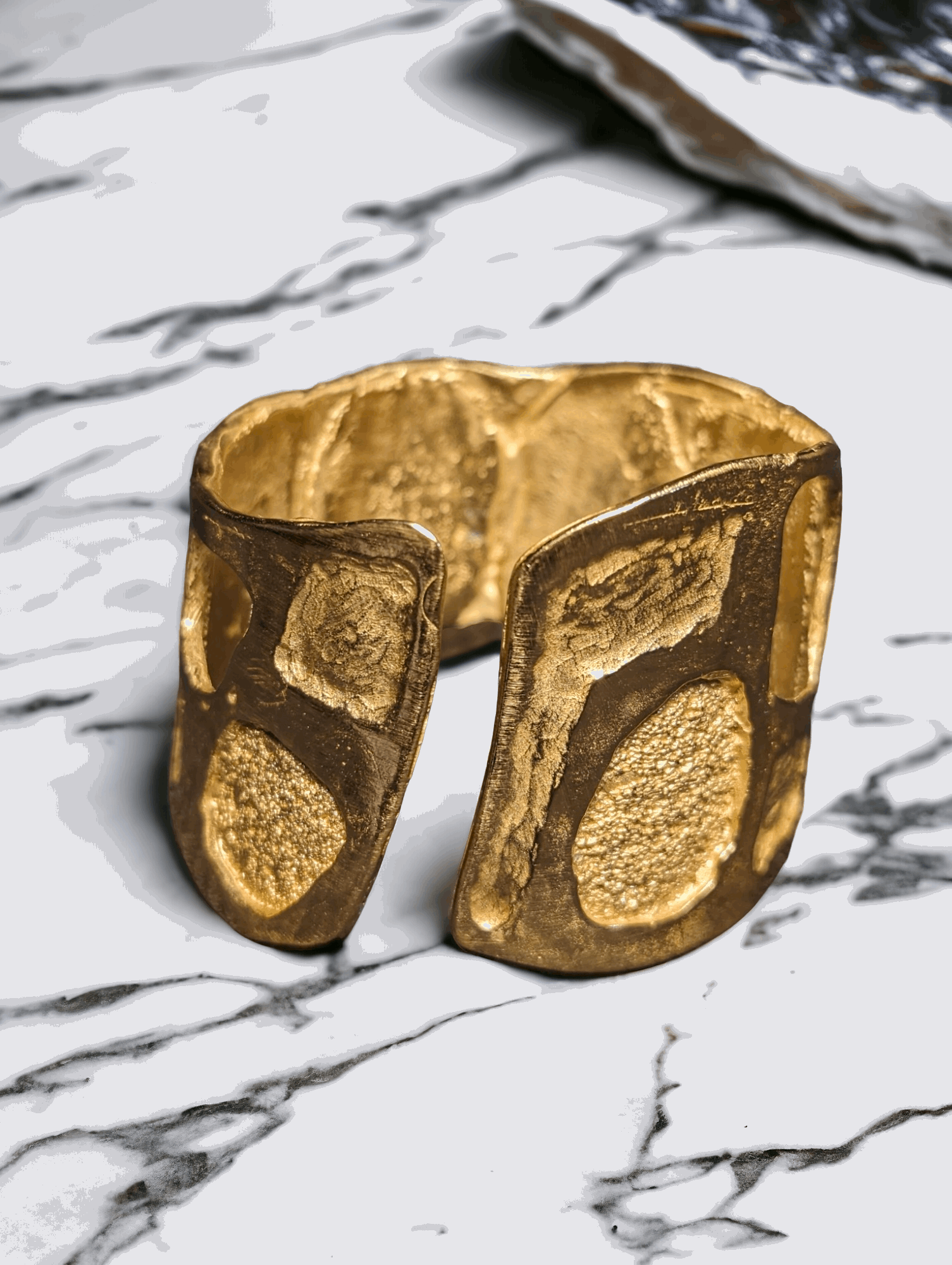 18K Manica Regia Bracelet for Women - YuuJewels 