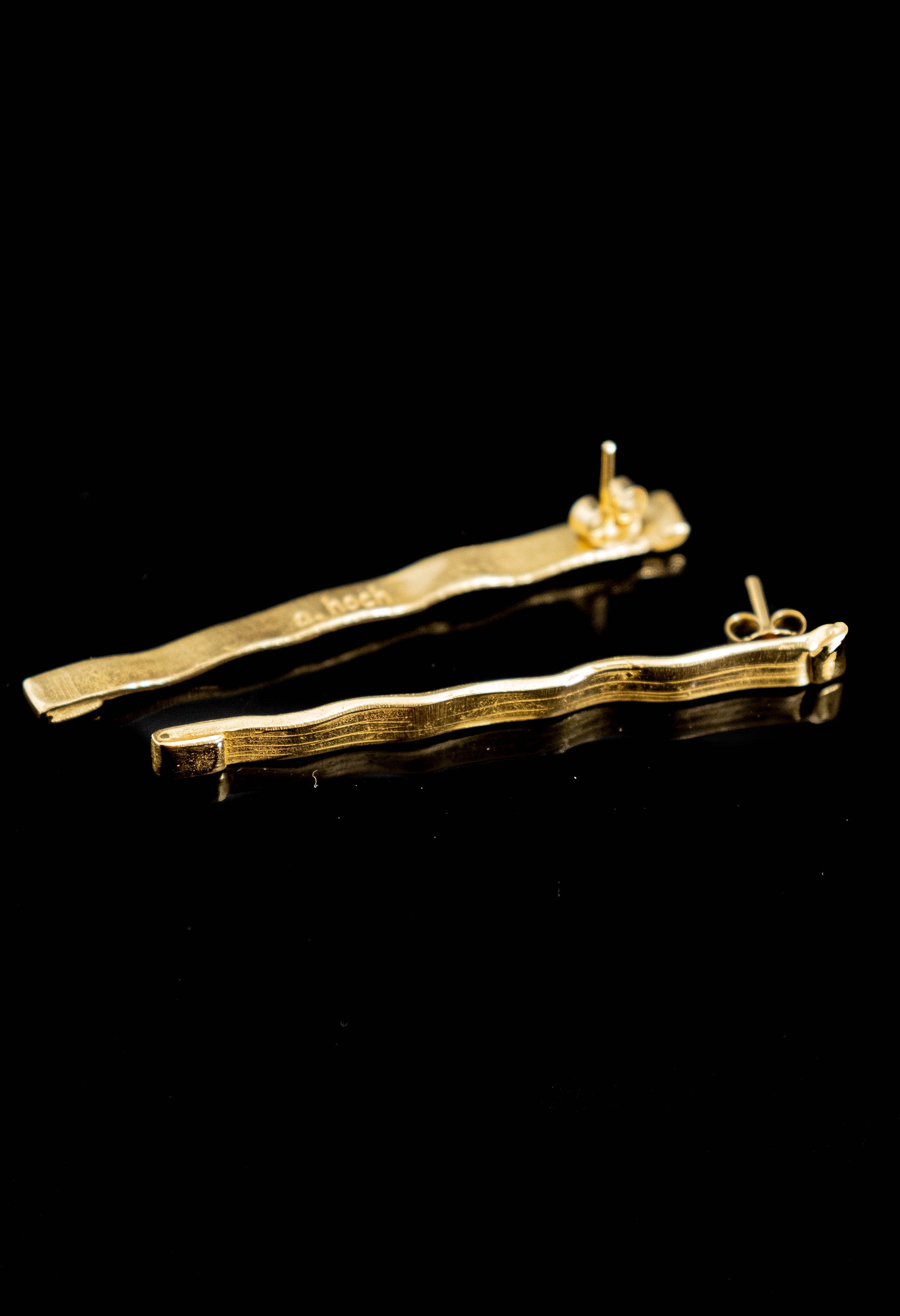 18K Gold Linear Drop Earrings - YuuJewels