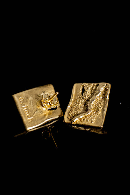 18K Gold Square Earrings - YuuJewels