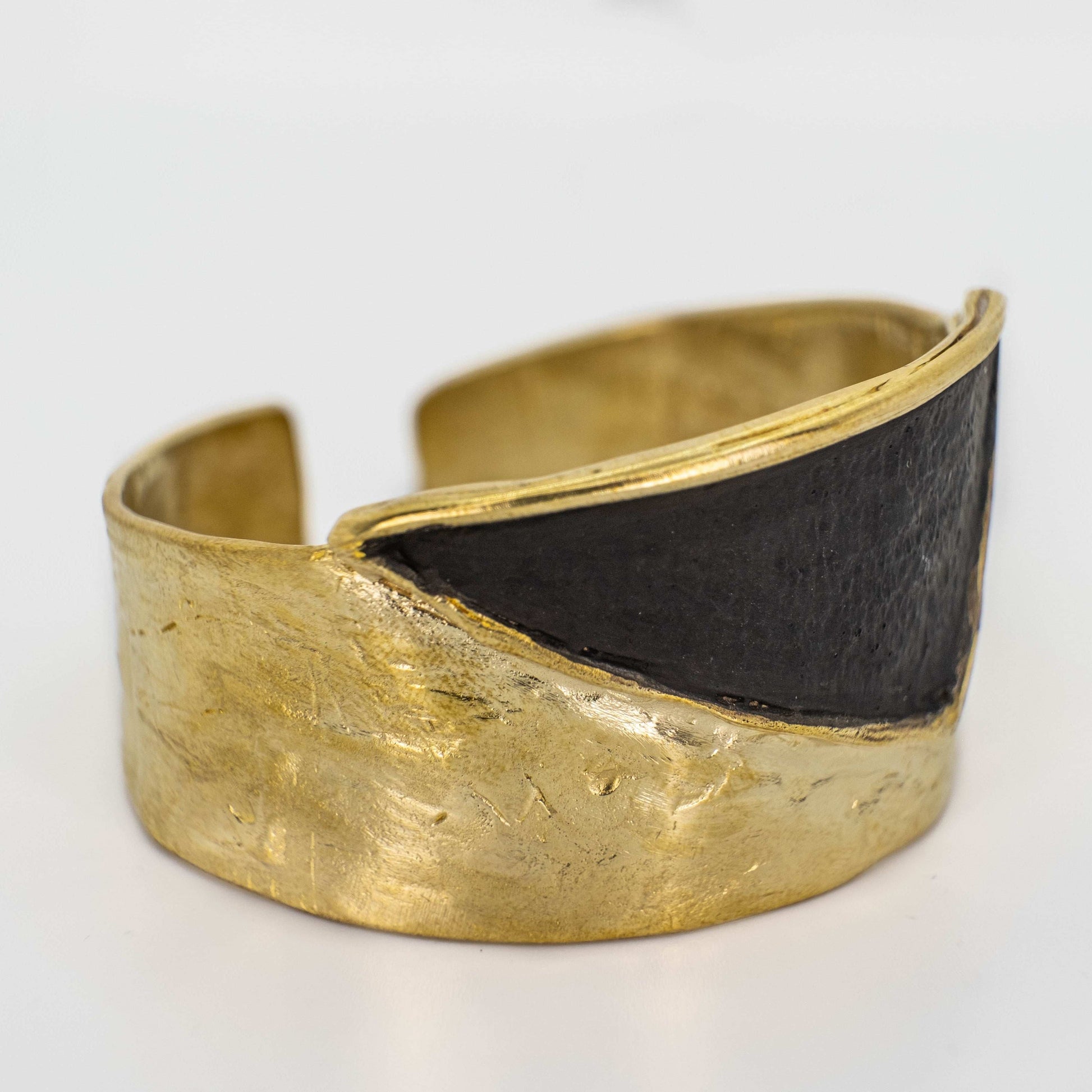 Golden-Triangle-Bracelet-YuuJewels-58965860024657 - YuuJewels