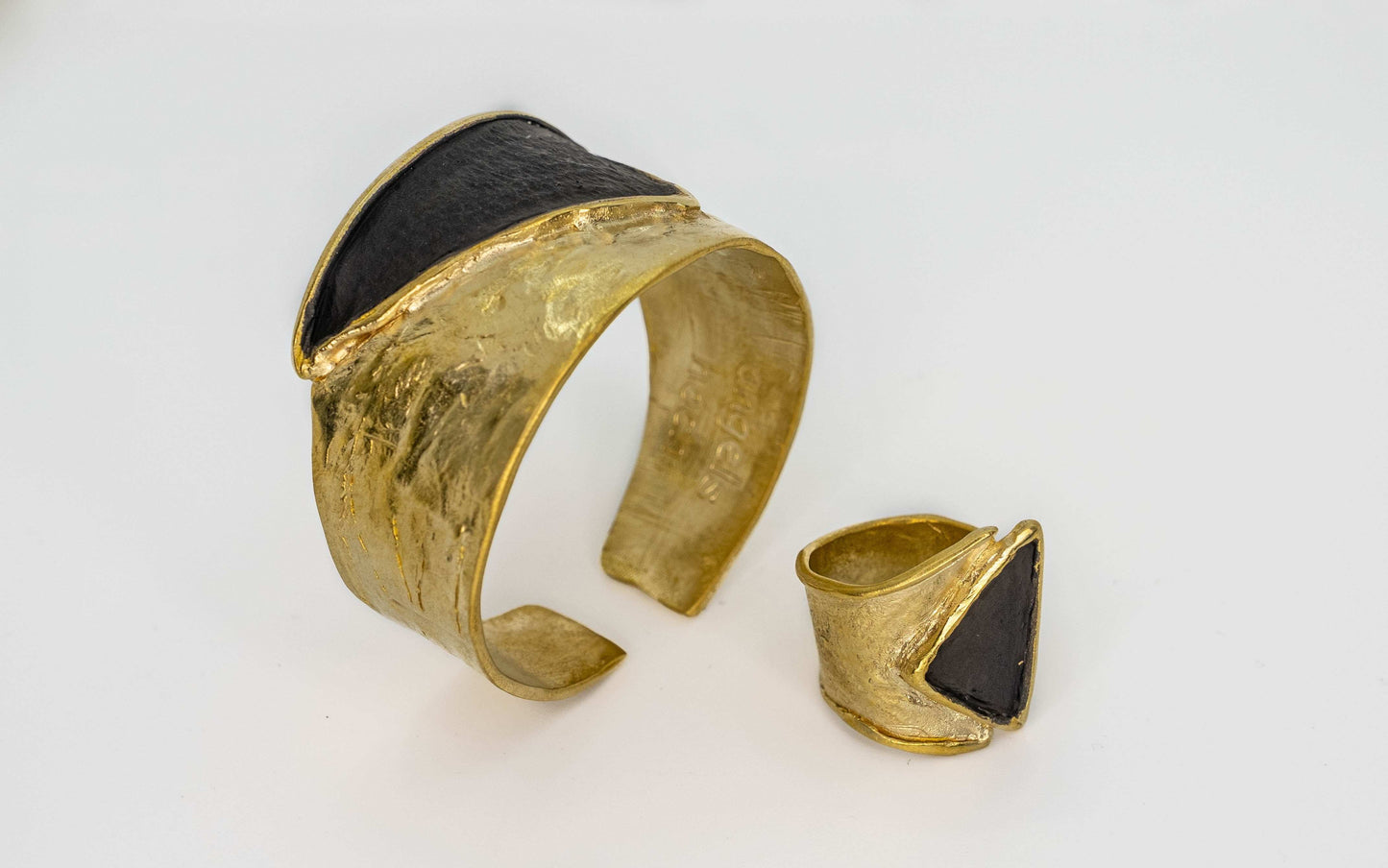 Golden-Triangle-Ring-58965718761809 - YuuJewels
