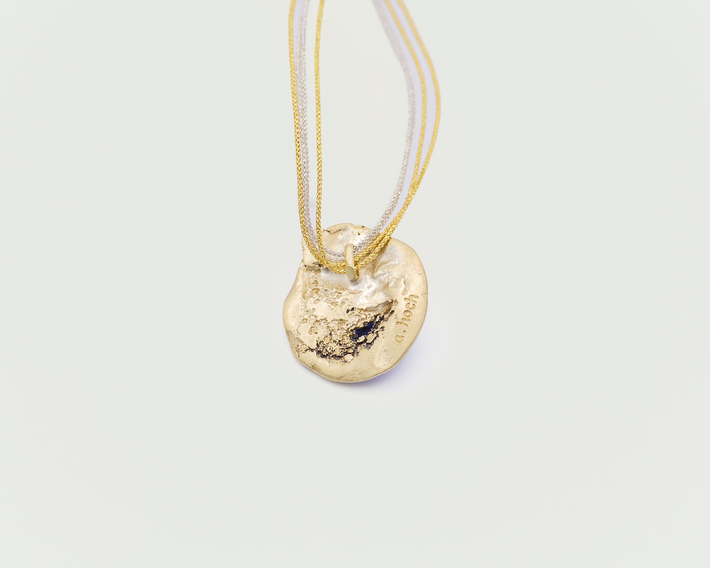 Ona Viva Necklace