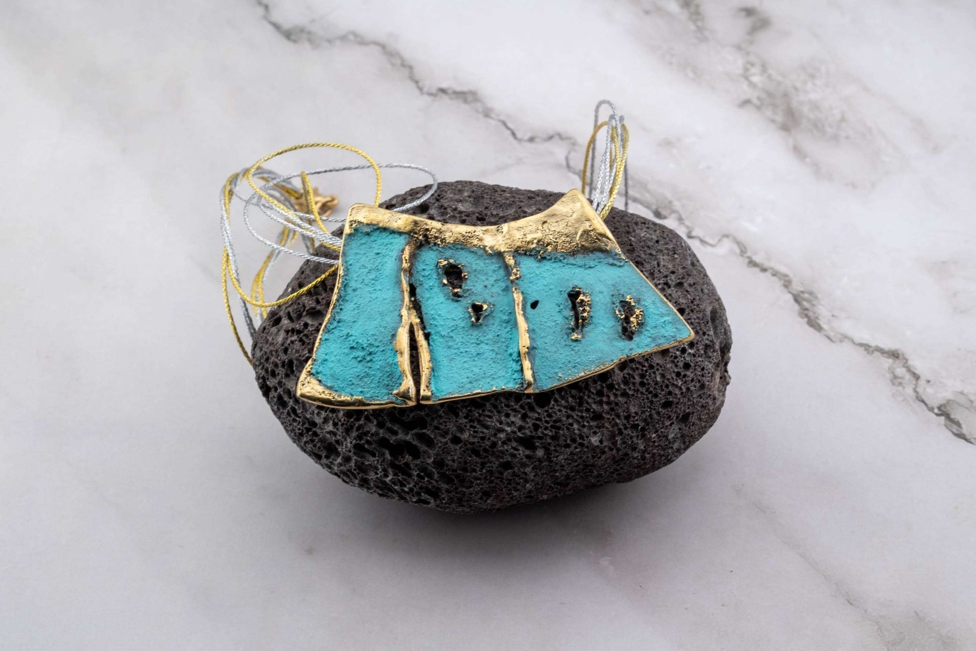 Modernist Horizon Necklace for Women - YuuJewels