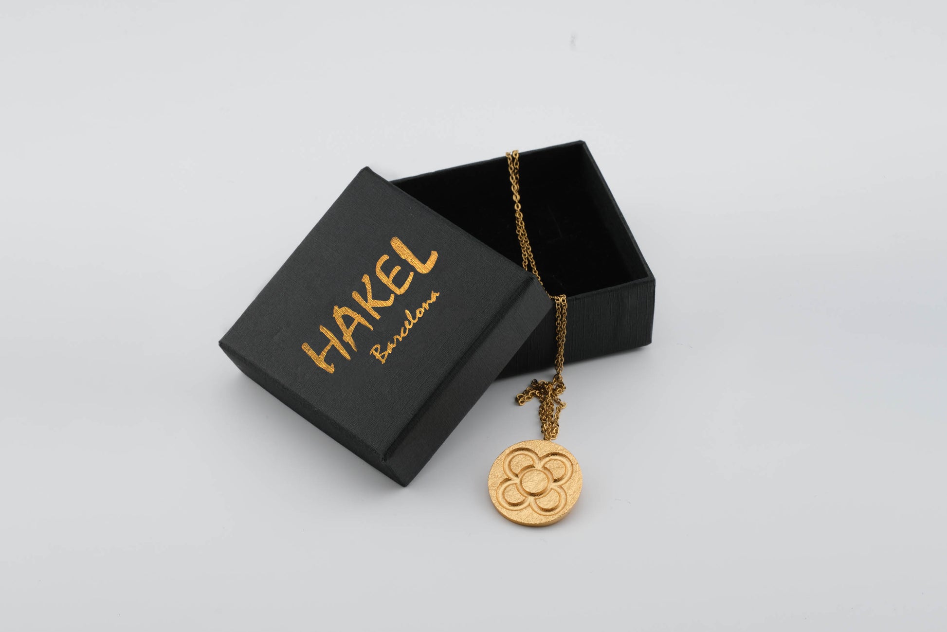 Round Catalan Panot Flower Pendant - 2 Sizes - YuuJewels 