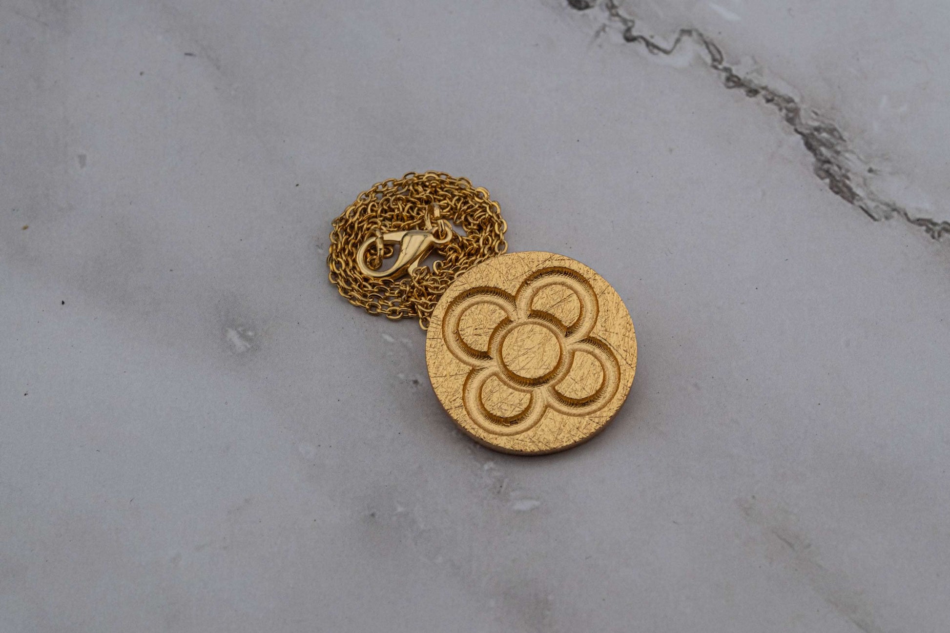 Round Catalan Panot Flower Pendant - 2 Sizes - YuuJewels 