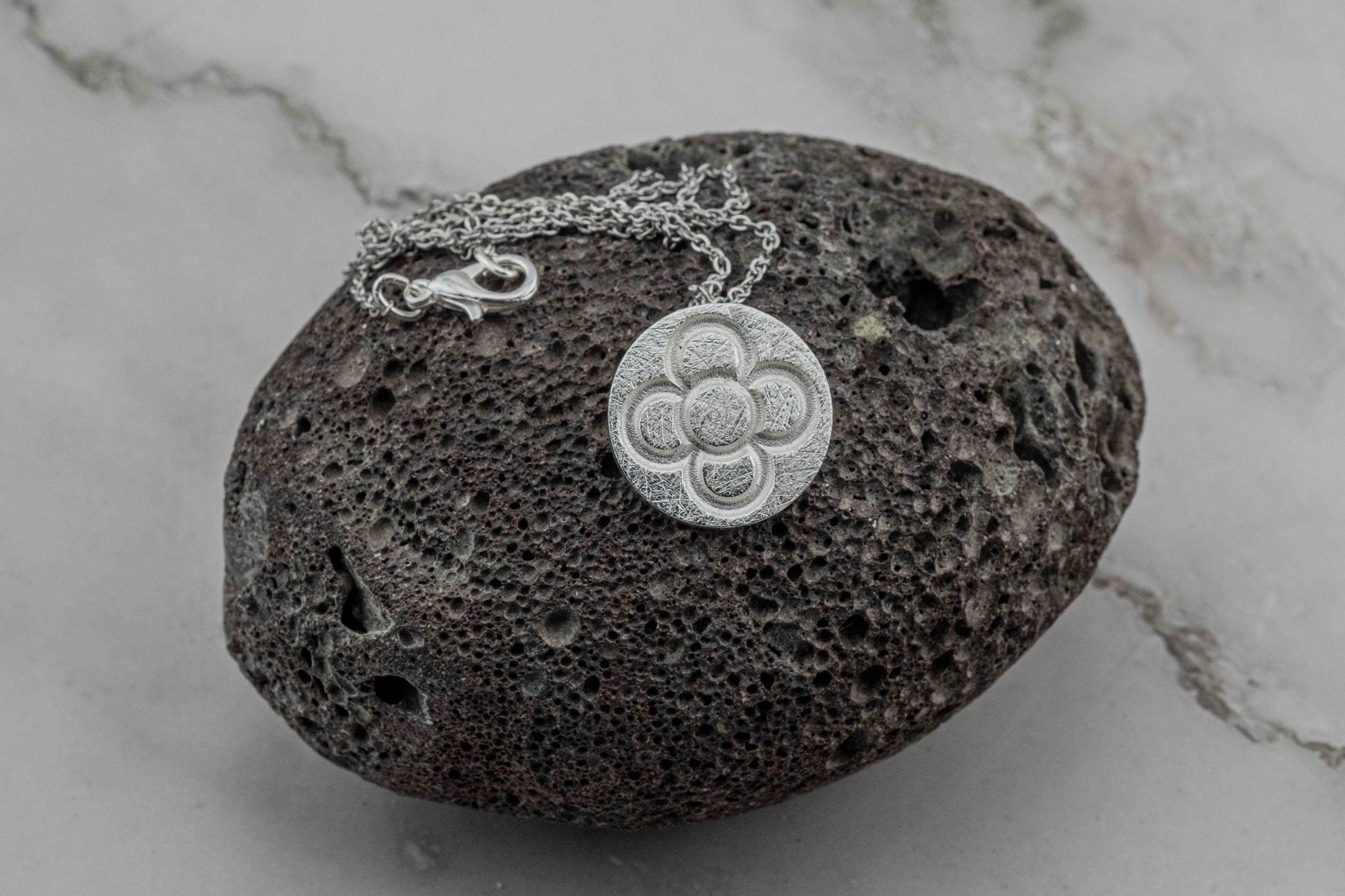 Round Catalan Panot Flower Pendant - 2 Sizes - YuuJewels 