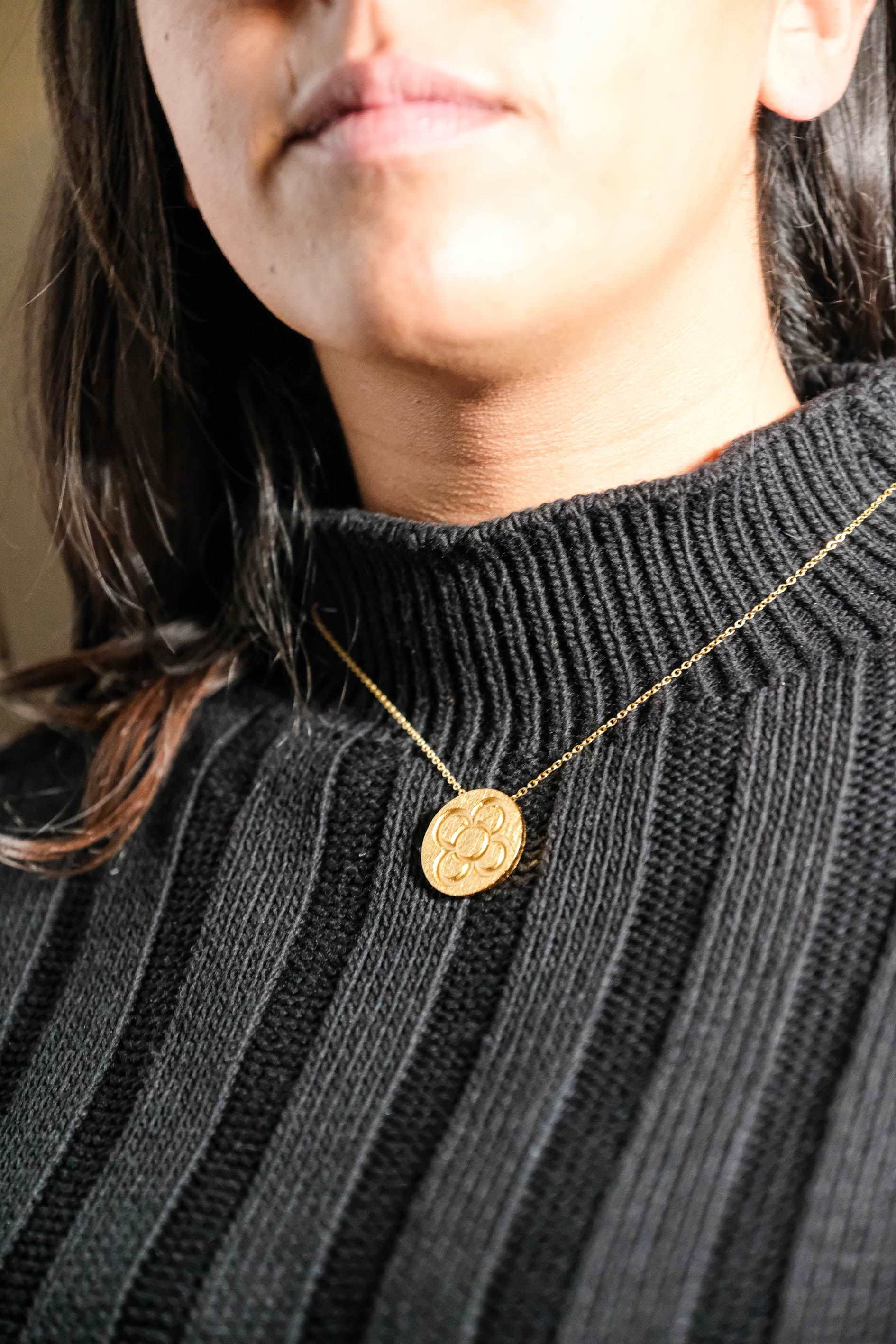 Round Catalan Panot Flower Pendant - 2 Sizes - YuuJewels 