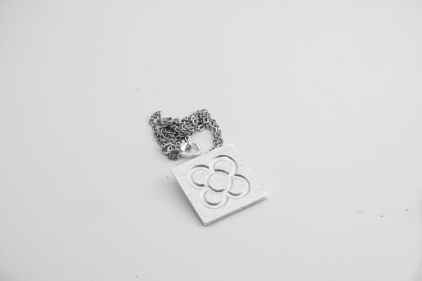 Square Catalan Panot Flower Pendant Necklace - YuuJewels 