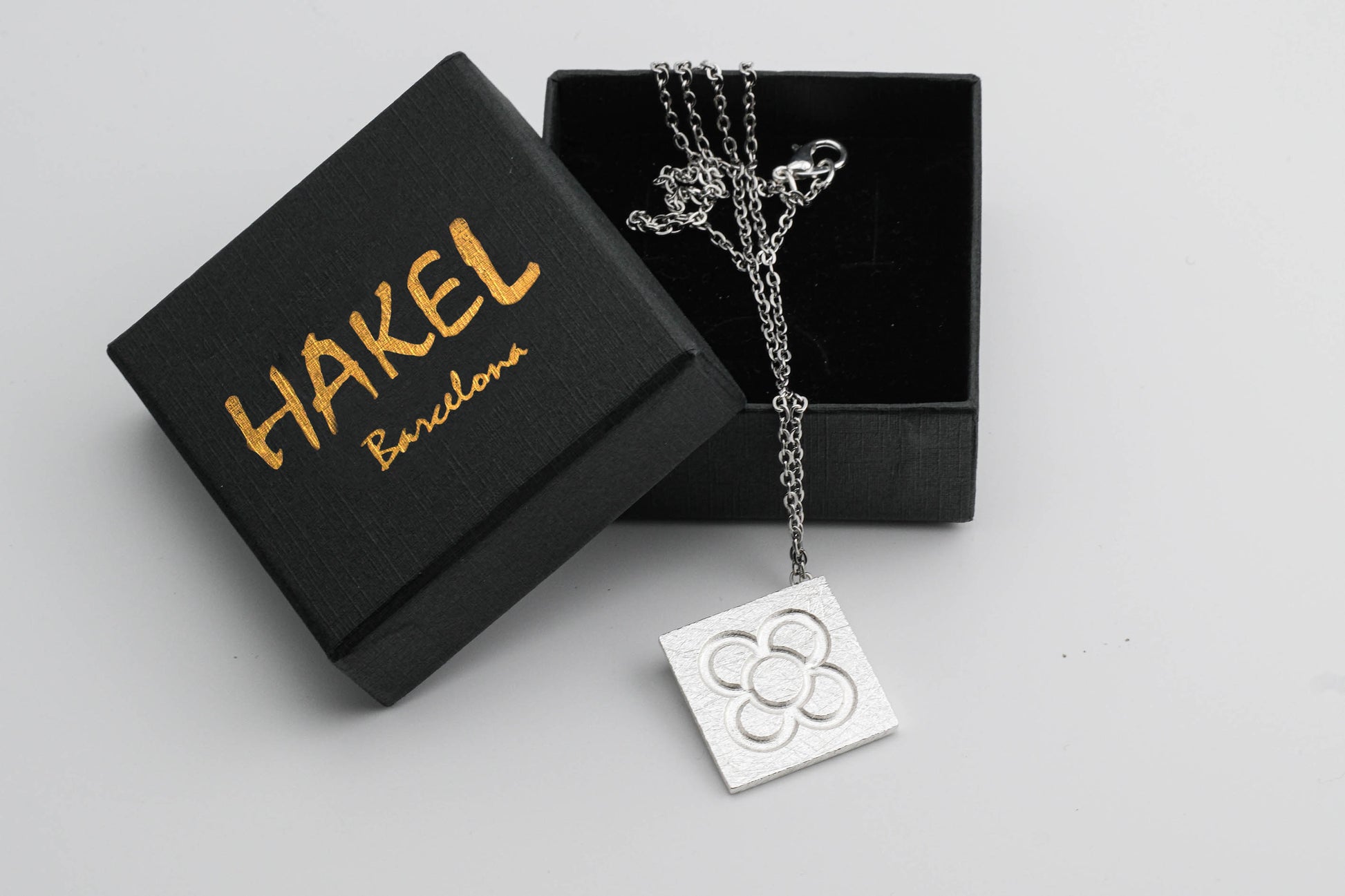 Square Catalan Panot Flower Pendant Necklace - YuuJewels 