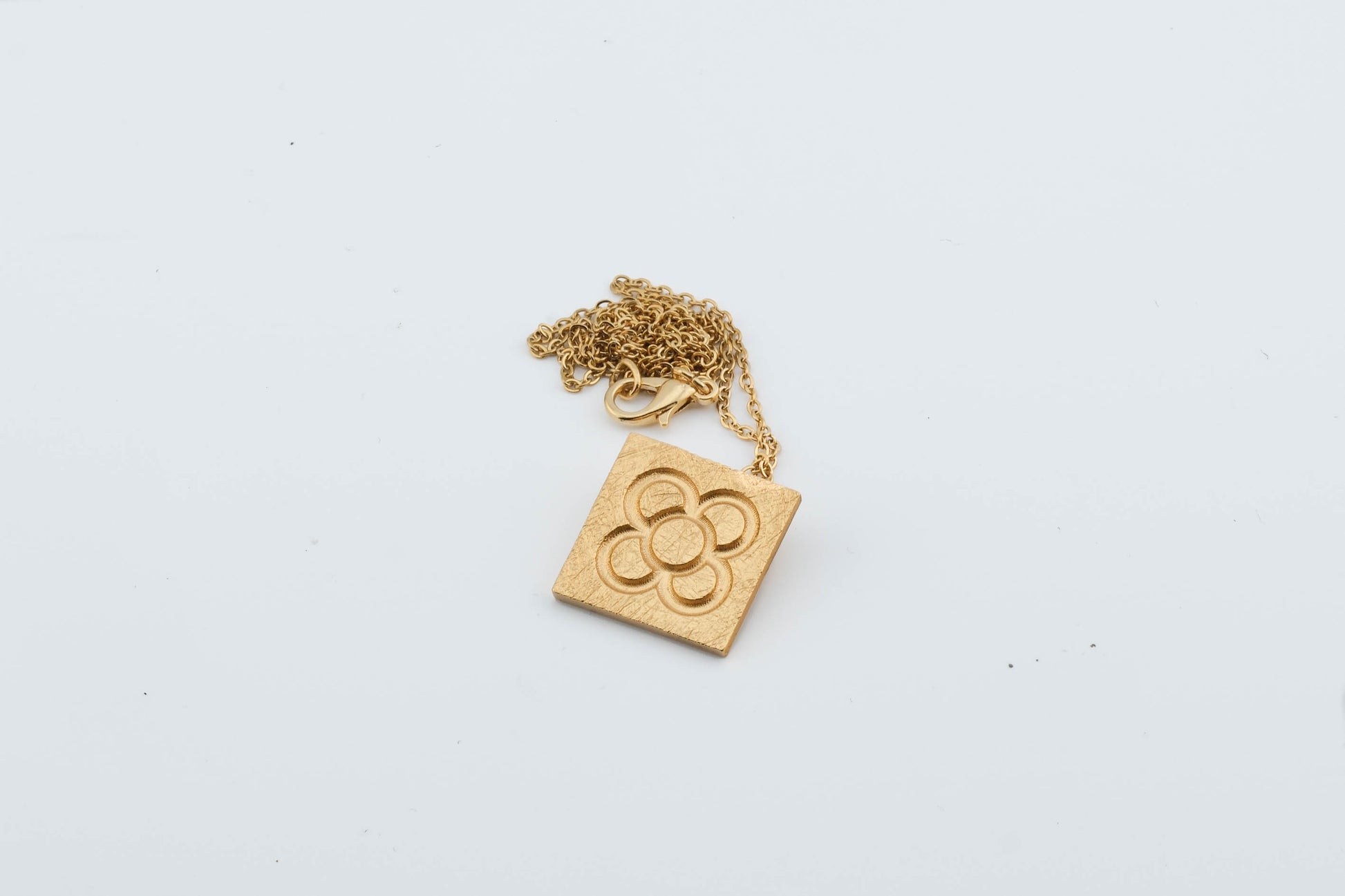 Square Catalan Panot Flower Pendant Necklace - YuuJewels 