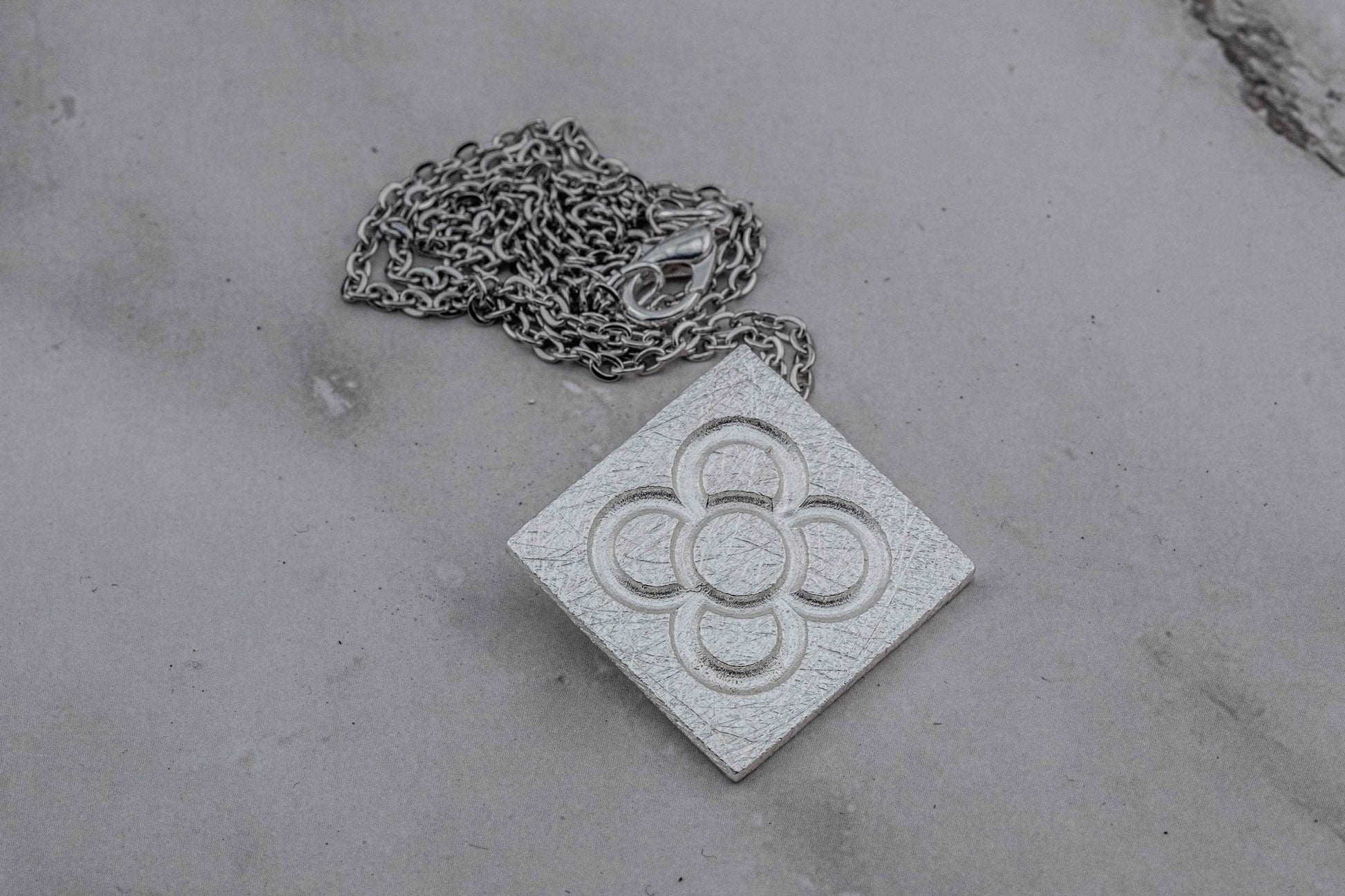 Square Catalan Panot Flower Pendant Necklace - YuuJewels 
