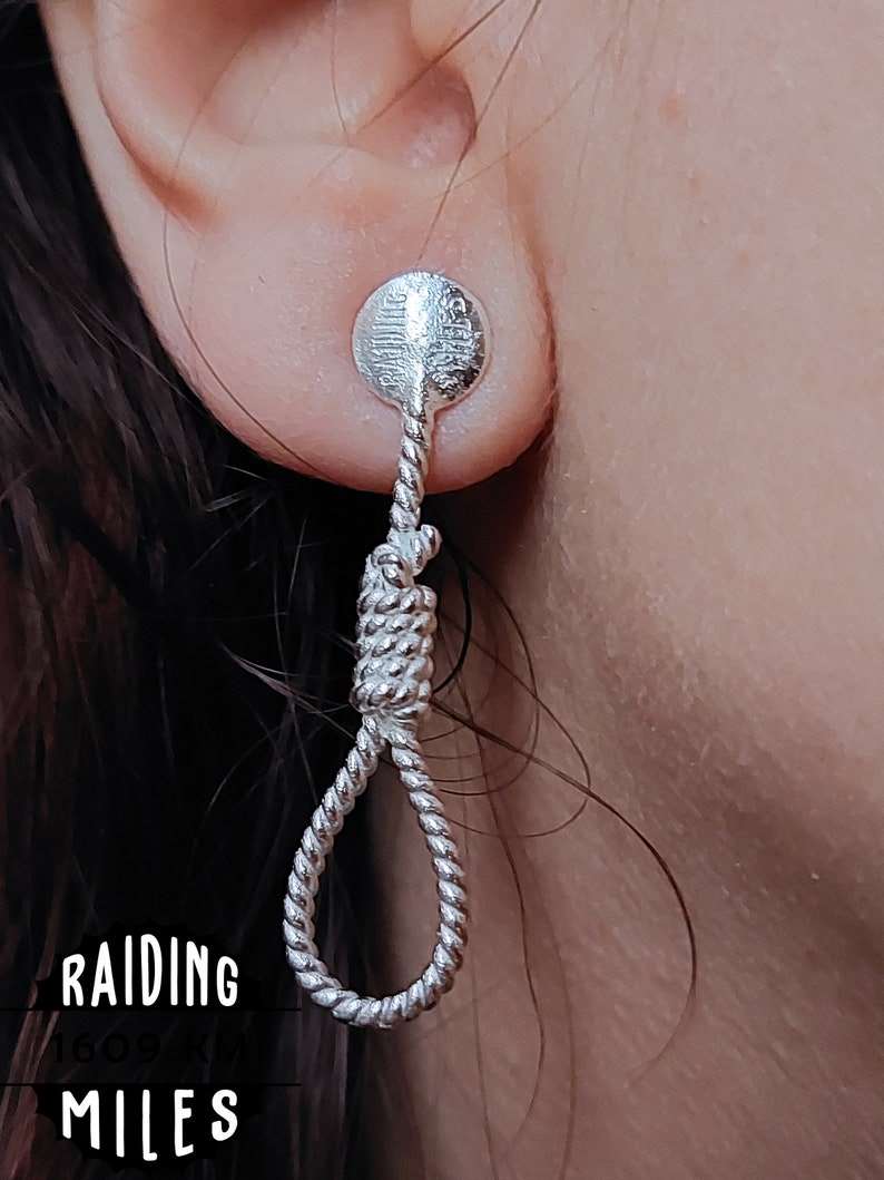 Rope Shape Earrings