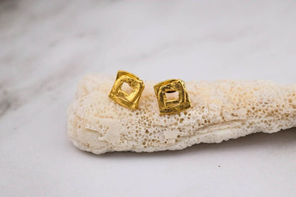 Antique Gold Square Stud Earrings - YuuJewels